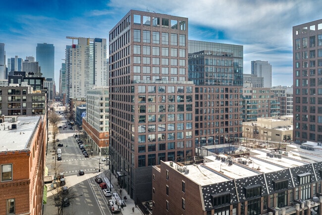 Building Photo - Union West