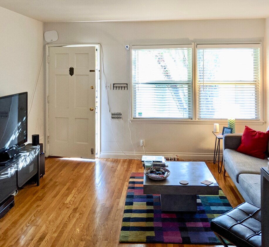 Foto principal - 12215 Ocean Park Blvd