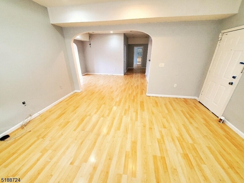 90 Leslie St Unit 3, Newark, NJ 07108 Room for Rent in Newark, NJ