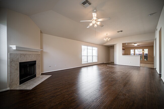 Foto del edificio - 3610 Liberty Square Trail