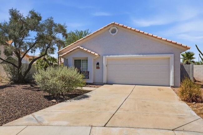 Building Photo - 10860 N 118th Way