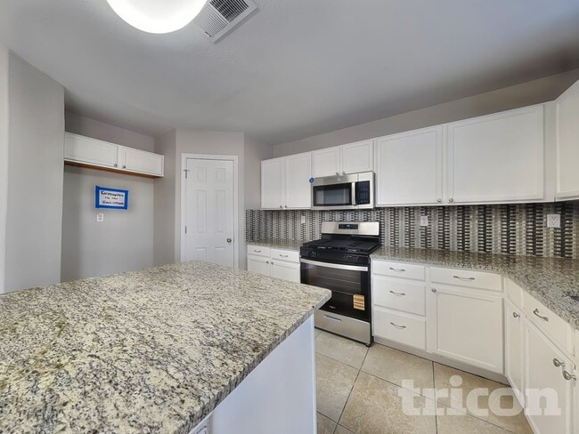 Building Photo - 7609 Snowy Egret Ct NW