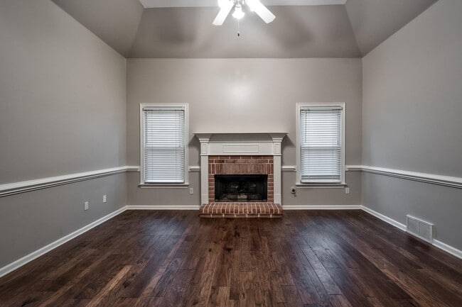 Building Photo - 1575 Huntley Cove