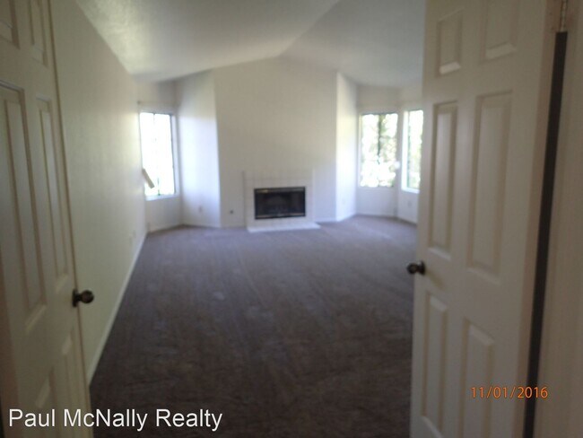 Foto del edificio - 4 br, 2.5 bath House - 3674 Valley Road