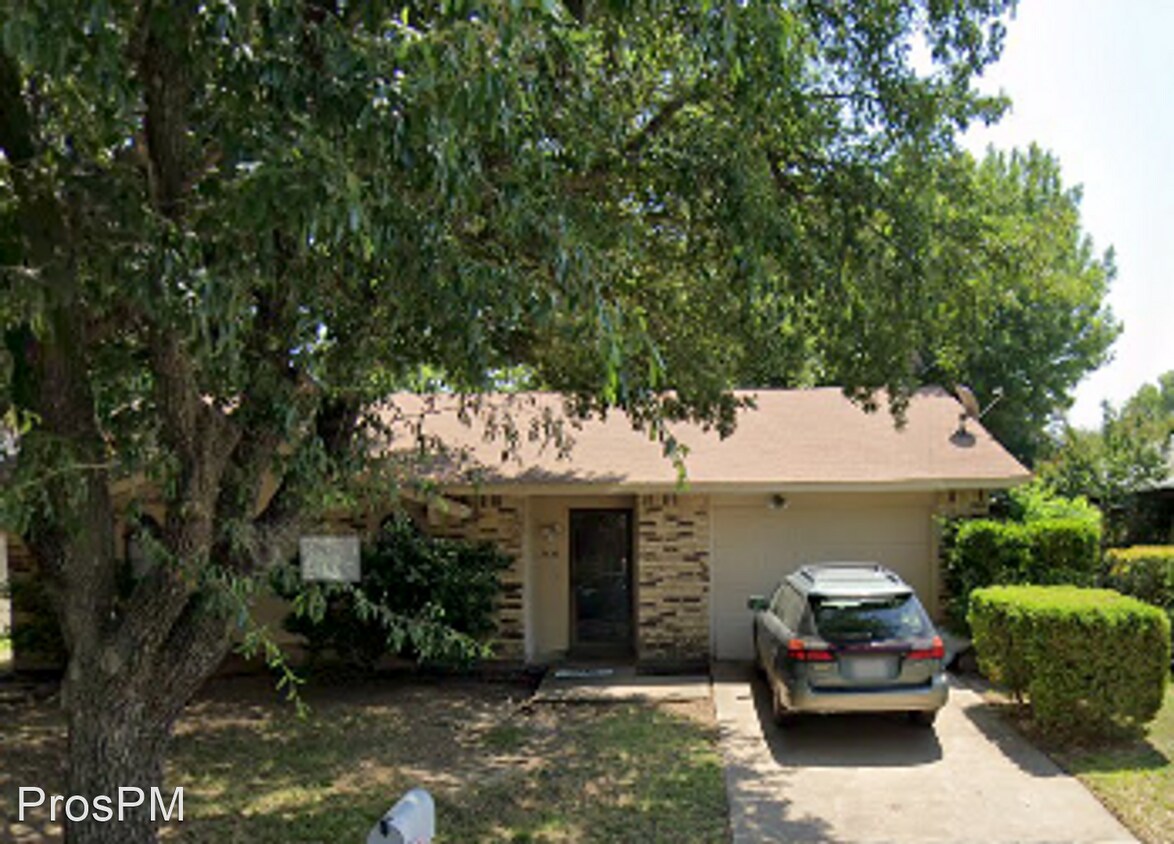 Primary Photo - 3 br, 2 bath House - 2633 Santa Anna Drive