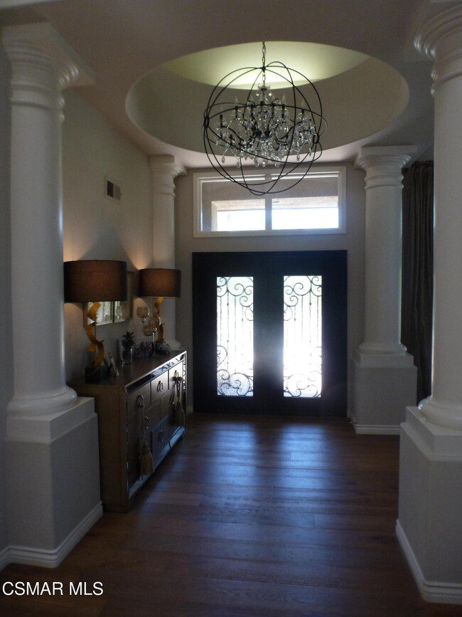 Foto del edificio - 48 Golden Glen Dr