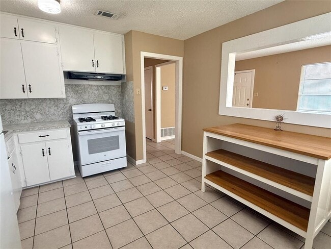Foto del edificio - 3114 Hunt Trail