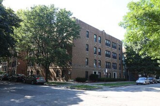 Building Photo - 4944 N Hoyne Ave