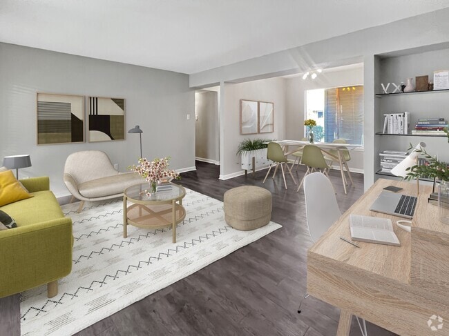 Dining and lounge in one airy space - Memorial Fountain
