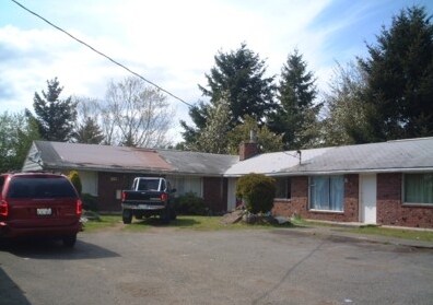 Primary Photo - 158 S 152nd St