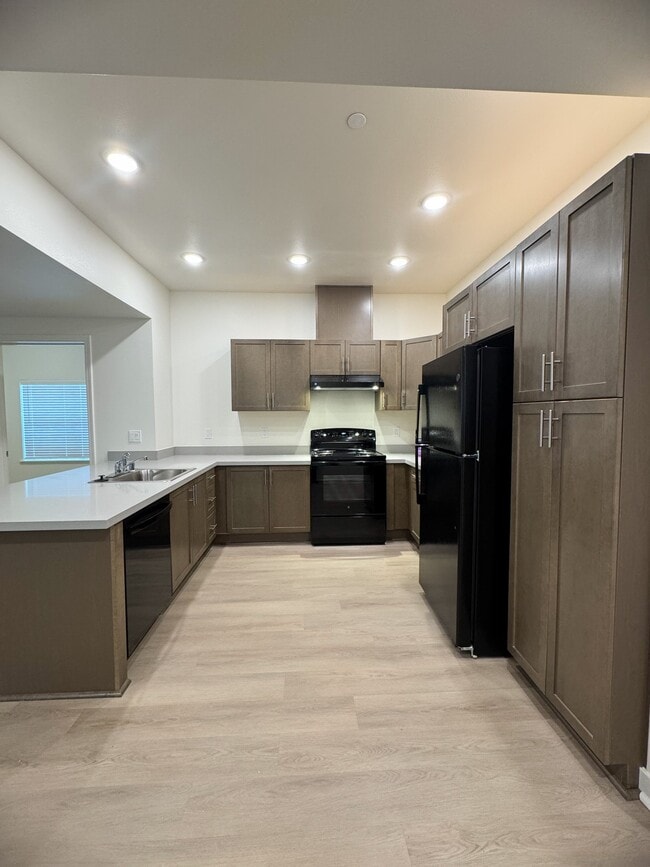 Building Photo - Alexander Valley