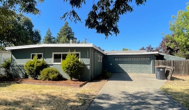 Building Photo - 1845 Lehigh Dr