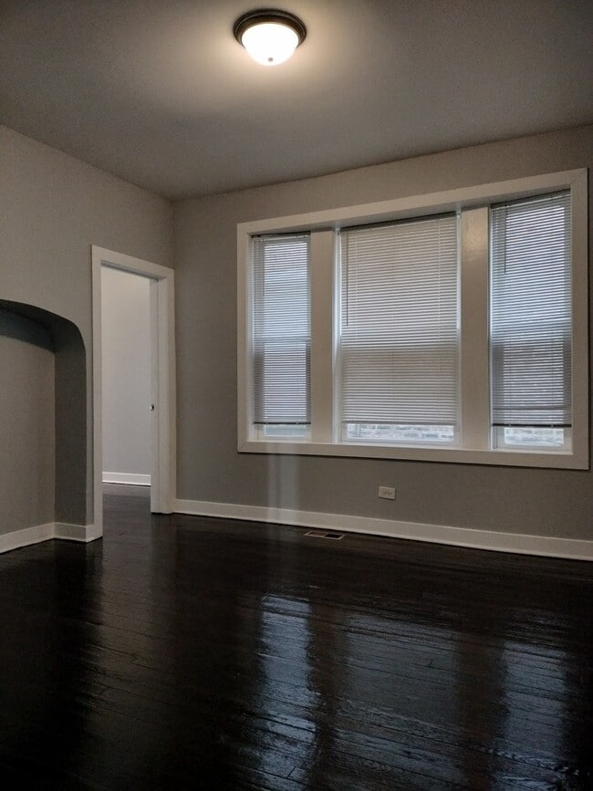 Building Photo - 6601 S Bishop St