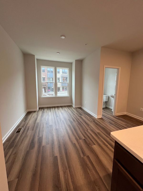 Building Photo - 6072 Beake St
