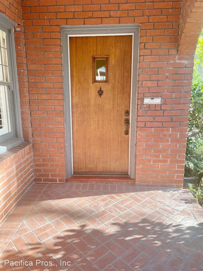 Foto del edificio - 3 br, 2 bath House - 701 48th Street