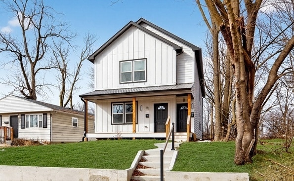 Photo - 1722 Ingram St. Unit B. Indpls, IN 46218 *MOVE-IN SPECIAL: 1/2 off first month's rent* House