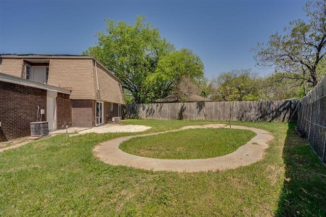 Building Photo - 626 W Arawe Cir