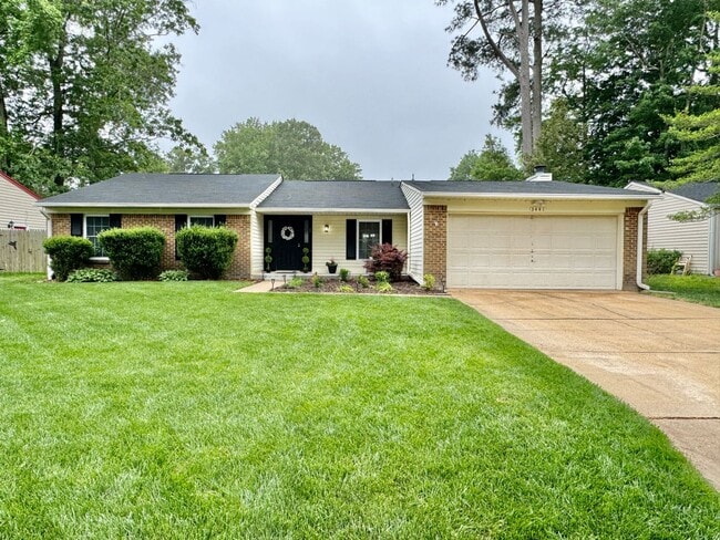 Building Photo - READY 05-15-25!! Ranch Home w/2-Car Garage...