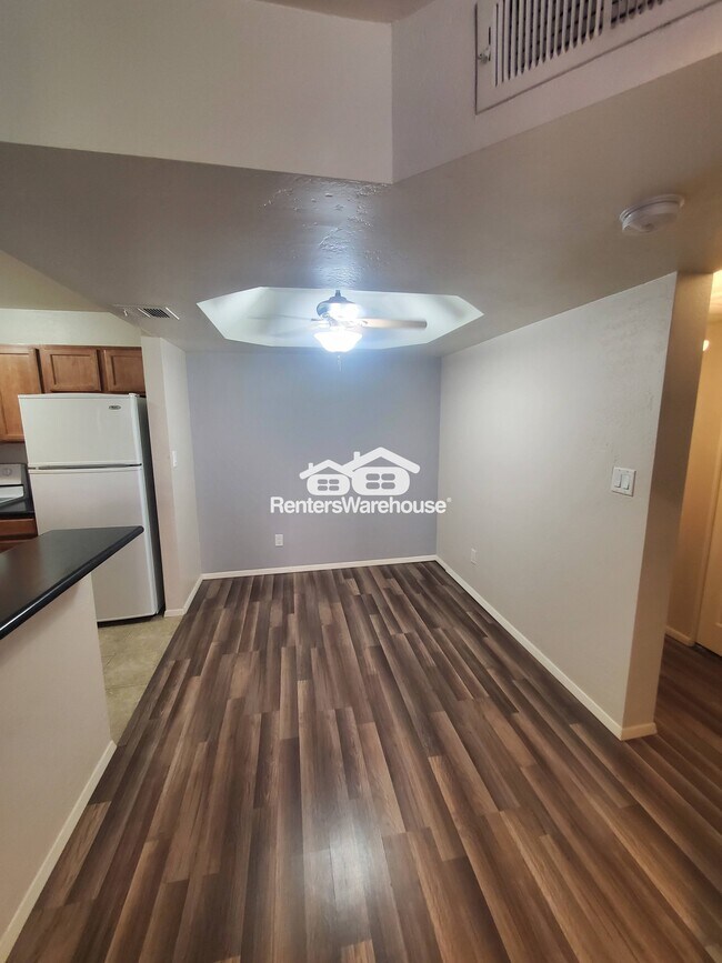 Foto del edificio - 3845 E Greenway Rd