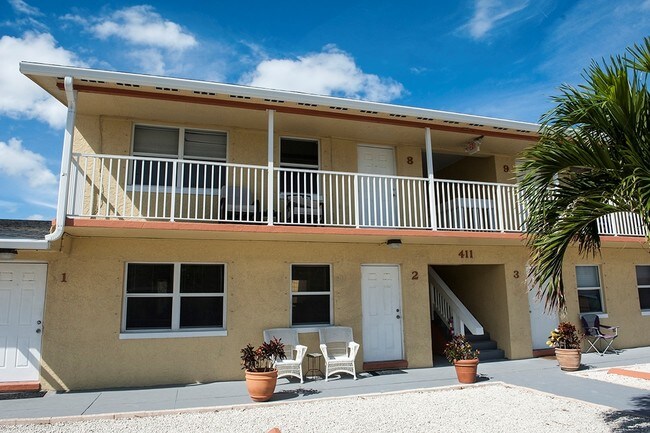 Building Photo - Island House Apartments