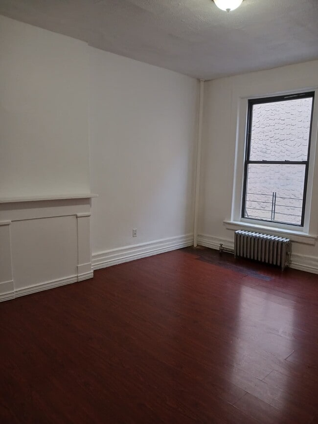 Building Photo - 41 Bruckner Blvd