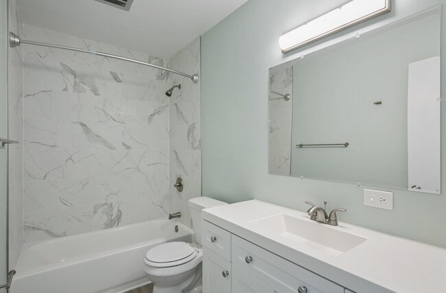 Photo - 1210 Pierce St Apartment