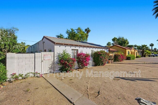 Foto del edificio - 928 W McDowell Rd