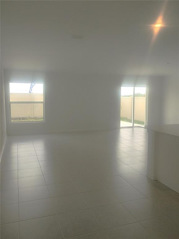 Building Photo - 2950 Pennachio Dr