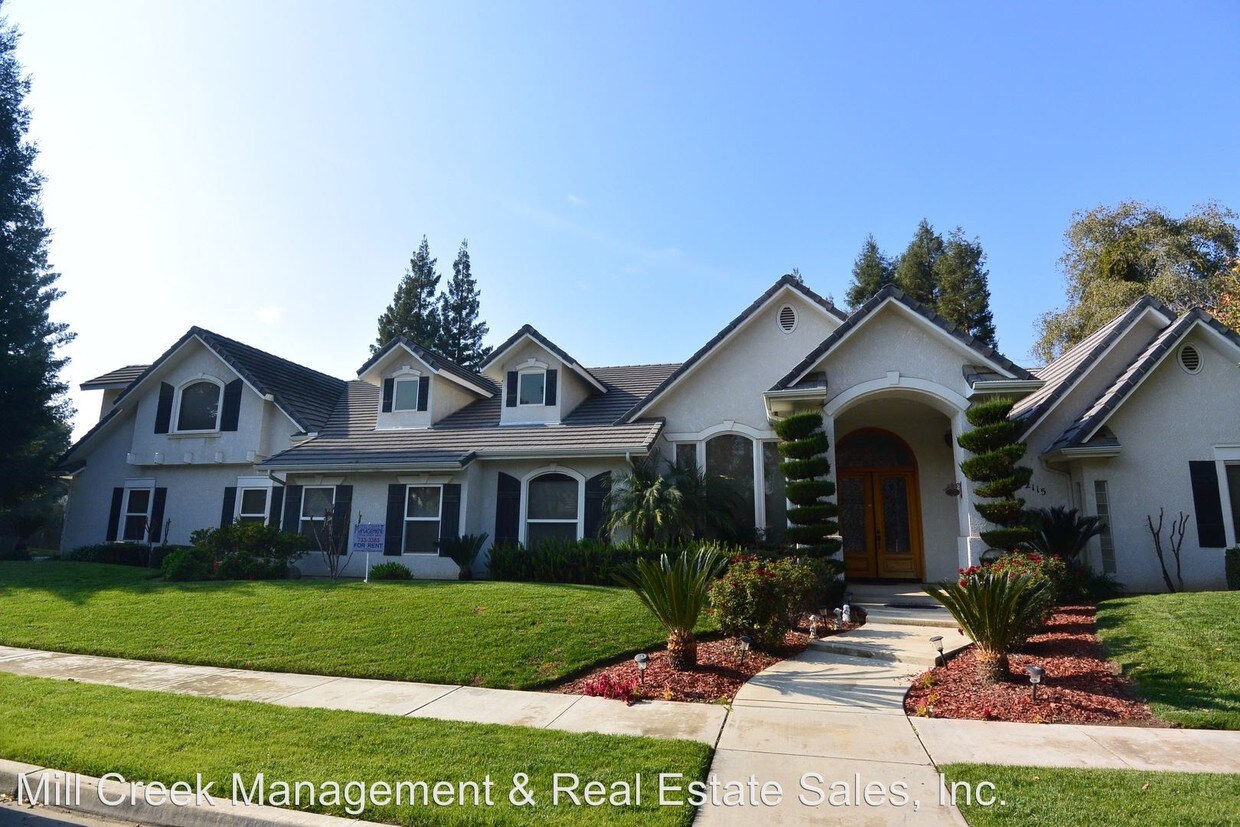 Foto principal - 5 br, 4 bath House - 2115 S. Cedar
