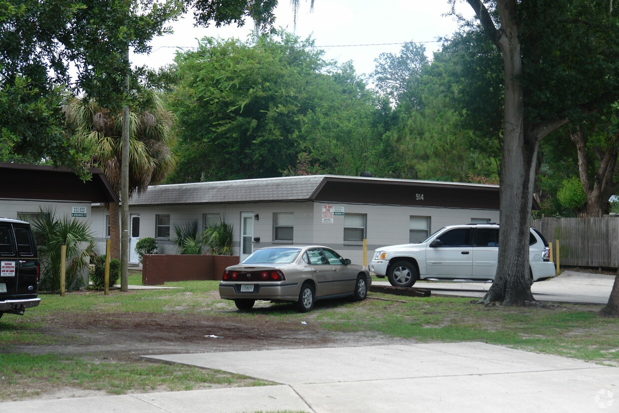 Building Photo - 915 E Orange St