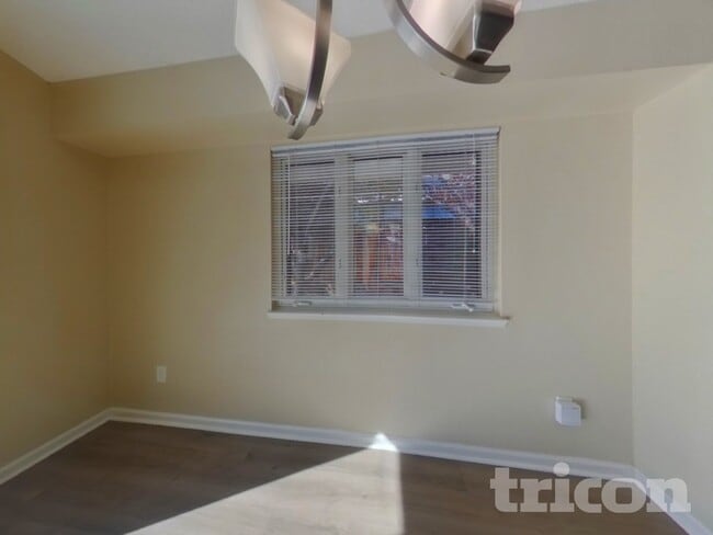 Foto del edificio - 5972 Royal Vista Way