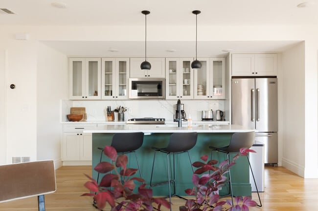 Building Photo - 84 Highland Ave