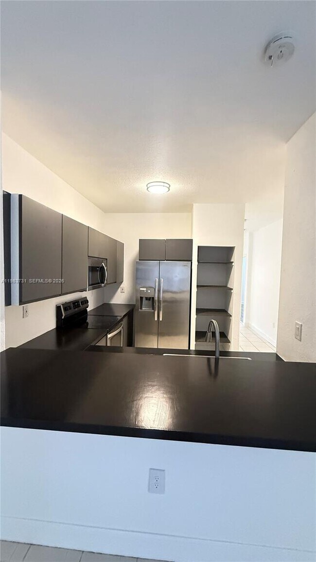 Foto del edificio - 1663 SE 27th Dr