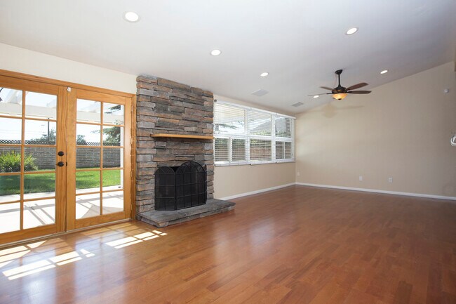 Building Photo - 6852 Boulder Lake Ave