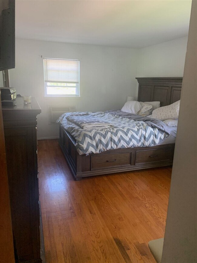 Foto del edificio - 267 W ERIE Ave