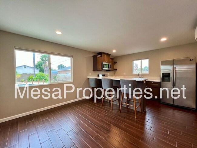 Foto del edificio - 7882 Montara Ave.