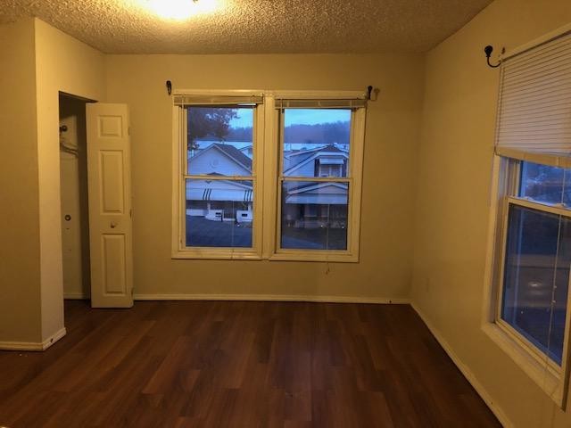 Building Photo - 2625 Guyan Ave