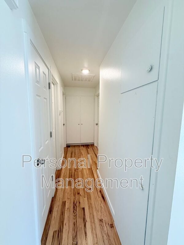 Building Photo - 3312 V St