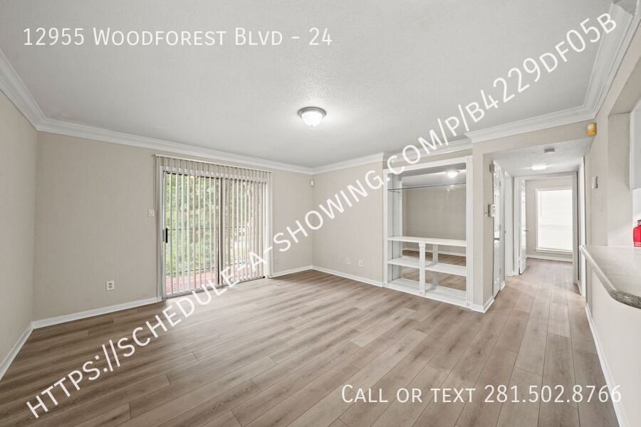 Foto principal - 12955 Woodforest Blvd