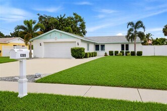 Building Photo - 6309 Flamingo Dr