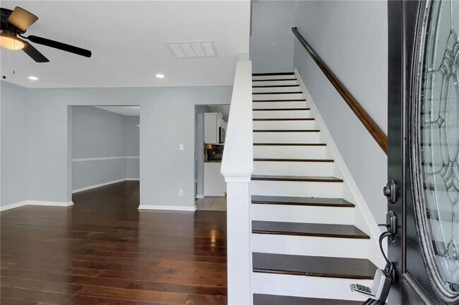 Foto del edificio - 957 Keldron Ct