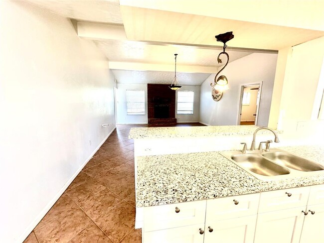 Building Photo - 16510 Loch Maree Ln