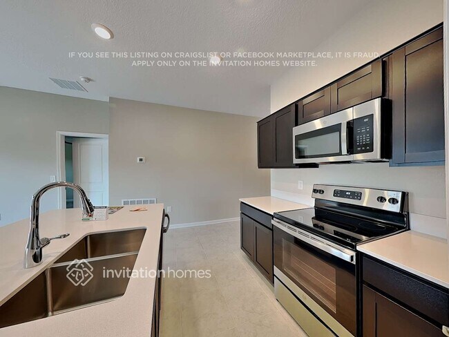 Foto del edificio - 4300 Holstein St