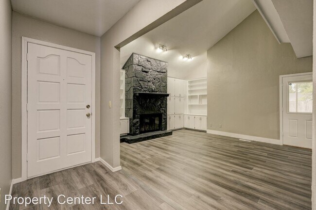 Foto del edificio - 2 br, 2 bath House - 608 Ottawa Pl
