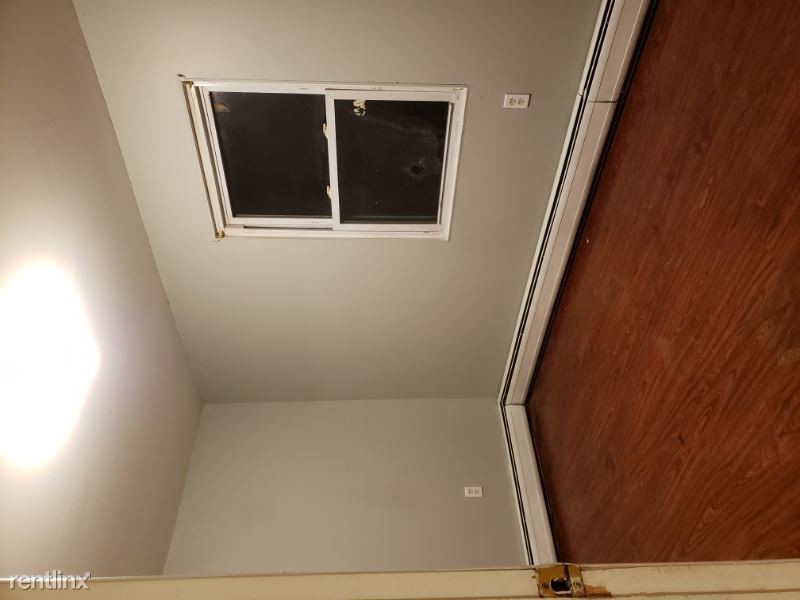 Foto del edificio - 1112 Chandler Ave