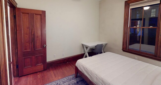 Foto del edificio - 9/1 No Fee! Two level 5BR/2BA near Brigham Circle, Longwood, Northeastern!