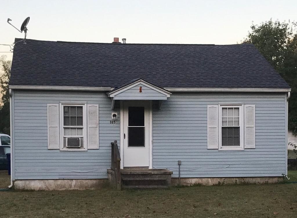 Building Photo - 325 Malaga Park Dr
