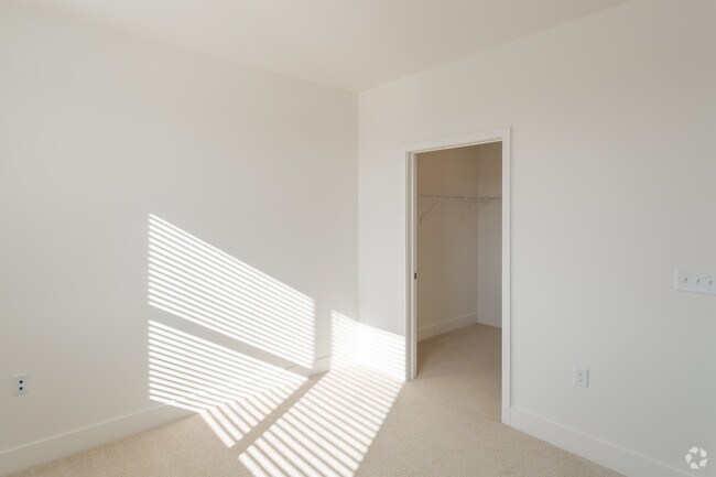 1HAB, 1BA - 713 ft² - Poste Apartments