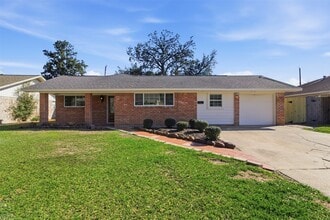 Building Photo - 9523 Bundy Ln