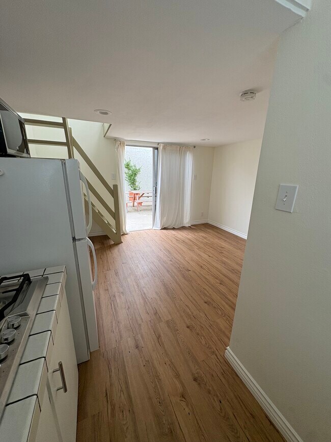 Foto del edificio - 12631 Greene Ave